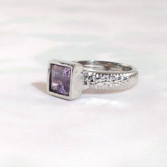 Amethyst Rose de France Ring 1.8 Carats Asscher Cut in Stainless Steel Size 7 - Picture 1 of 5